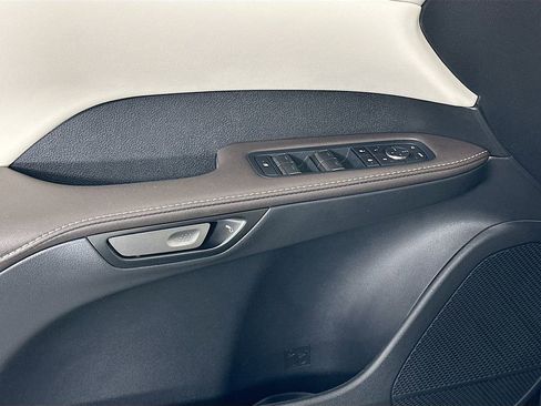 Used 2024 Lexus RX 350h image 17