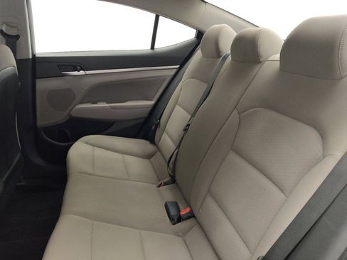 Used 2020 Hyundai Elantra SEL FWD image 18