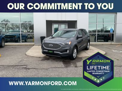 Used 2024 Ford Edge SEL w/ Convenience Package