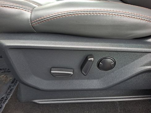 Used 2025 Ford Expedition Active image 16