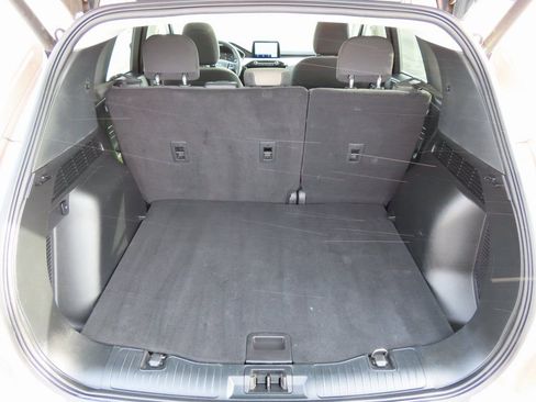 Used 2021 Ford Escape SE w/ Convenience Package image 14