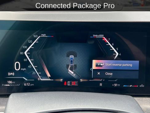 Used 2023 BMW X7 xDrive40i w/ M Sport Package AWD/4WD image 5