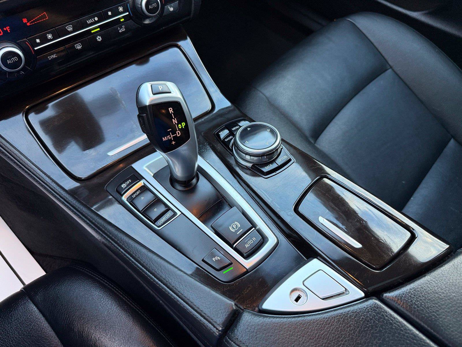 Used 2014 BMW 528i Sedan RWD image 41