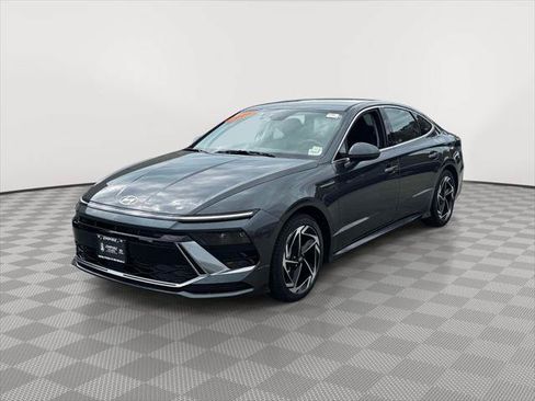 Certified 2026 Hyundai Sonata SEL AWD/4WD image 3