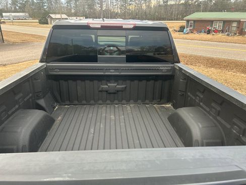 Used 2023 Chevrolet Silverado 1500 RST image 13