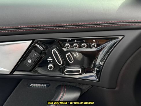 Used 2016 Jaguar F-TYPE R AWD/4WD image 16