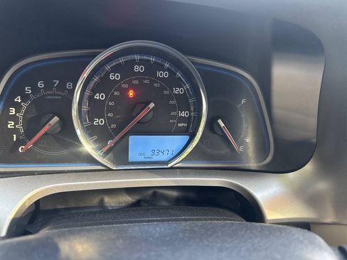 Used 2015 Toyota RAV4 Limited AWD/4WD image 12