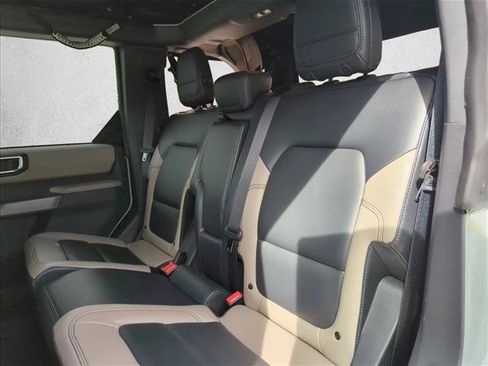 Used 2023 Ford Bronco Wildtrak AWD/4WD image 21