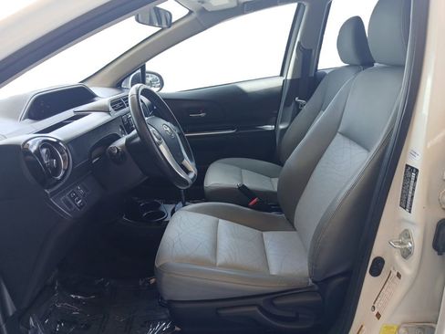 Used 2015 Toyota Prius C Four FWD image 9