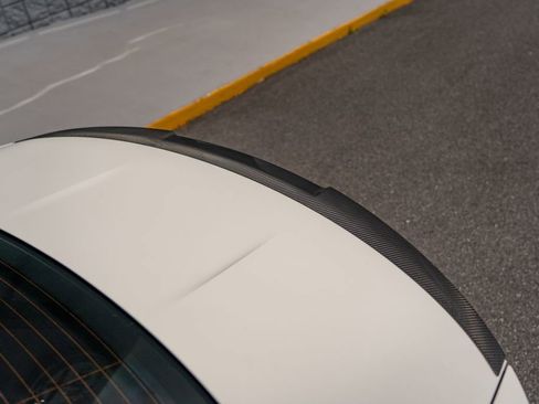 Used 2018 BMW M4 Coupe RWD image 5