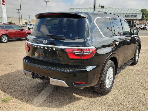 Used 2021 Nissan Armada SV image 4