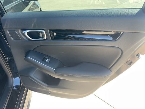 Used 2025 Honda Civic Sport image 18