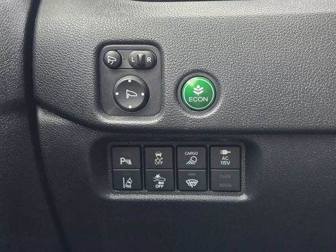 Certified 2024 Honda Ridgeline Black Edition image 18