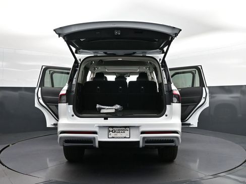 New 2026 INFINITI QX80 Luxe image 54