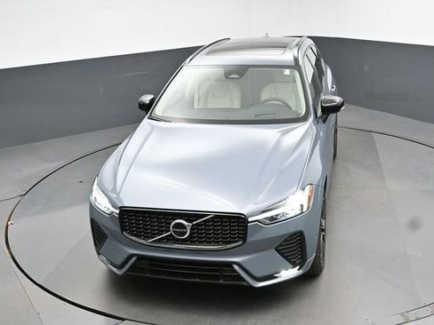 Used 2023 Volvo XC60 B5 Ultimate w/ Climate Package AWD/4WD image 23