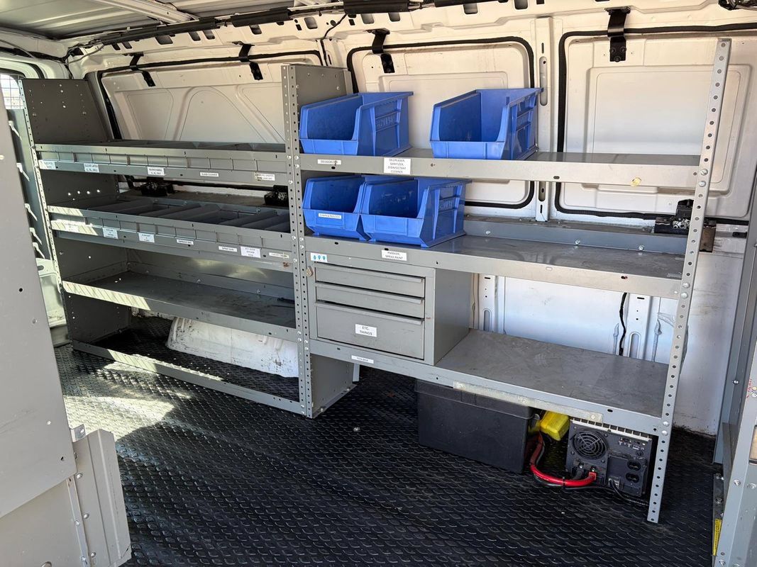 Used 2009 GMC Savana 3500 RWD image 14