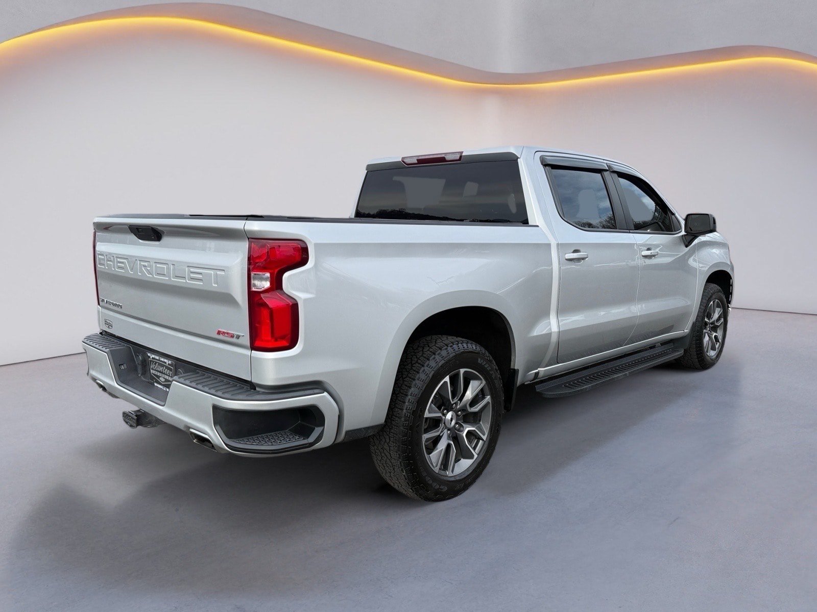 Used 2021 Chevrolet Silverado 1500 RST AWD/4WD image 3