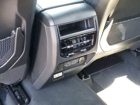 New 2025 Jeep Grand Cherokee Limited image 30