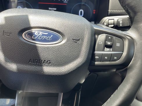 Used 2024 Ford Ranger Lariat w/ Trailer Tow Package RWD image 24