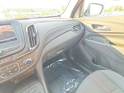 Used 2023 Chevrolet Equinox RS AWD/4WD image 21