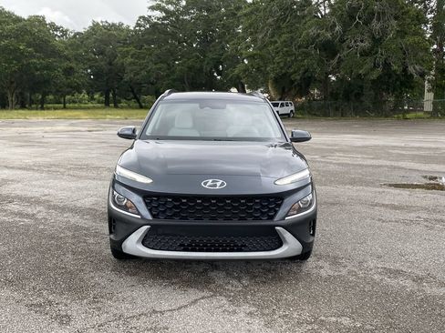 Used 2022 Hyundai Kona SEL FWD image 3