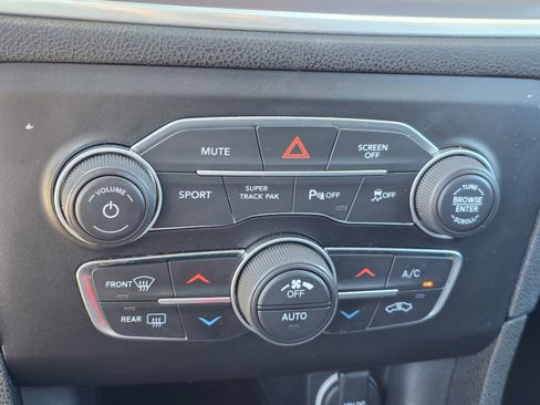 Used 2022 Dodge Charger GT image 28