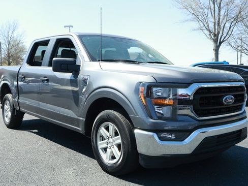 Used 2023 Ford F150 XLT RWD image 3