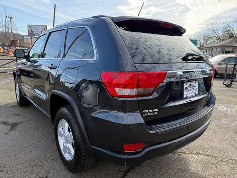 Used 2013 Jeep Grand Cherokee Laredo image 6