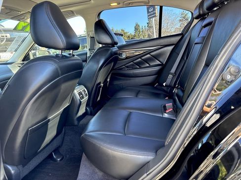 Used 2019 INFINITI Q50 Luxe w/ All Weather Package (L93) image 13