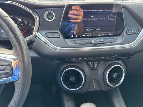 Certified 2022 Chevrolet Blazer LT image 17