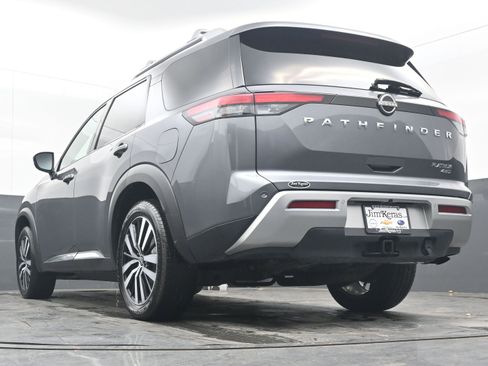 Used 2023 Nissan Pathfinder Platinum w/ Cargo Package image 27