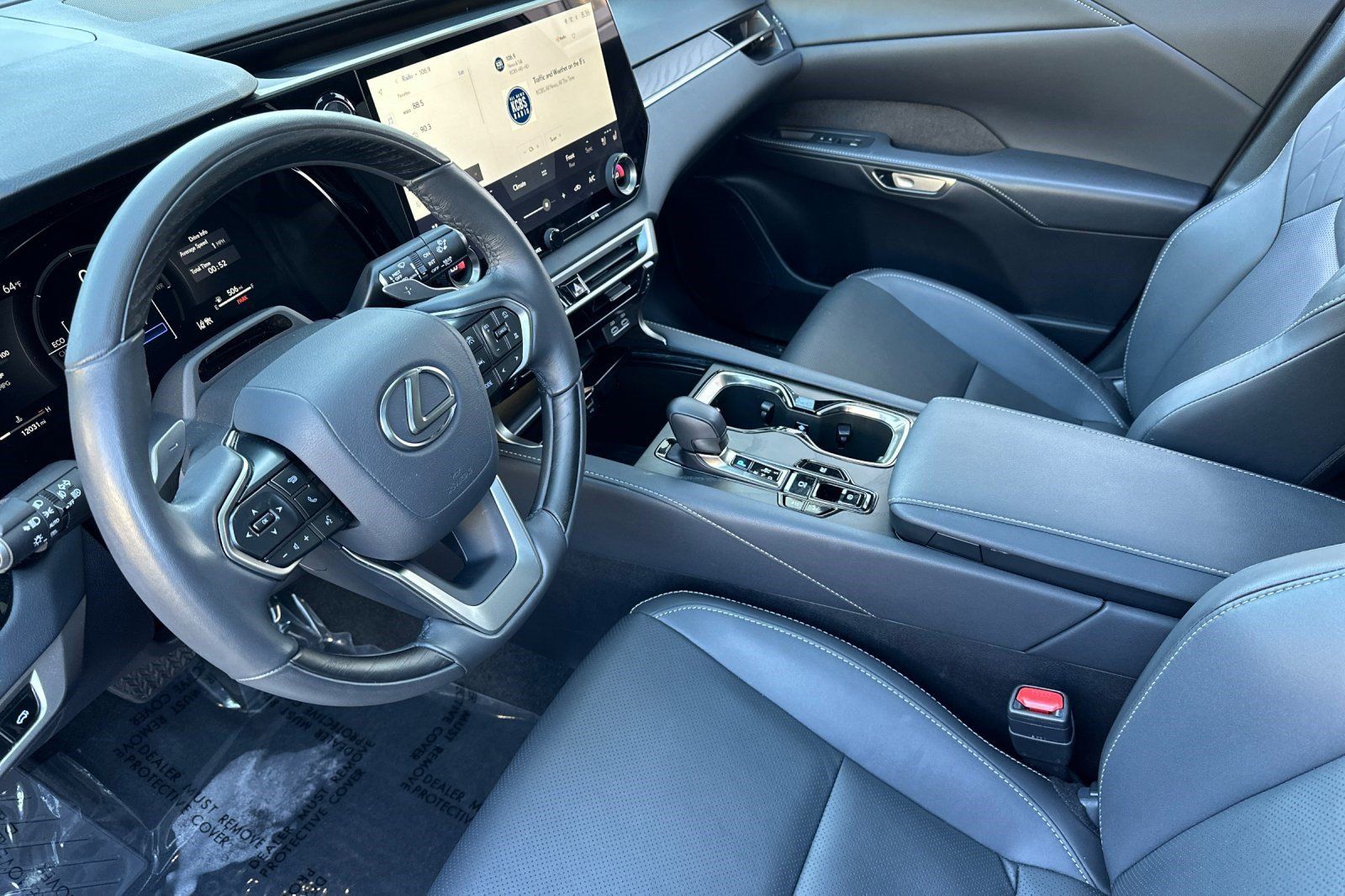 Certified 2026 Lexus RX 350h w/ Convenience Package AWD/4WD image 4