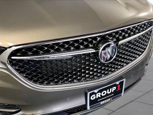 Used 2020 Buick Enclave Avenir w/ Avenir Technology Package FWD image 28