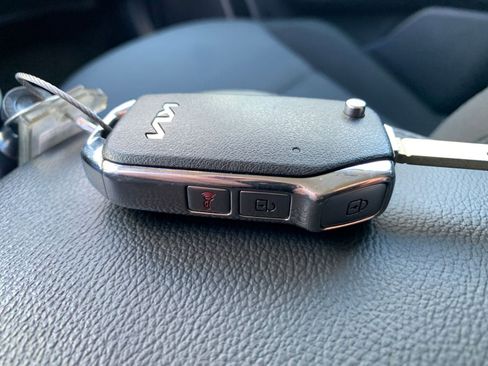 Used 2025 Kia Soul LX w/ LX Technology Package image 21