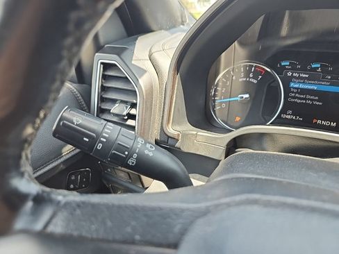 Used 2019 Ford Expedition Max Limited RWD image 35
