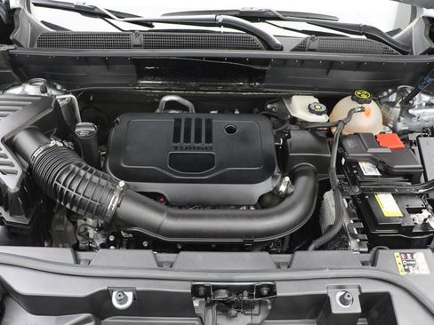 Used 2023 GMC Acadia SLE w/ Driver Convenience Package image 27