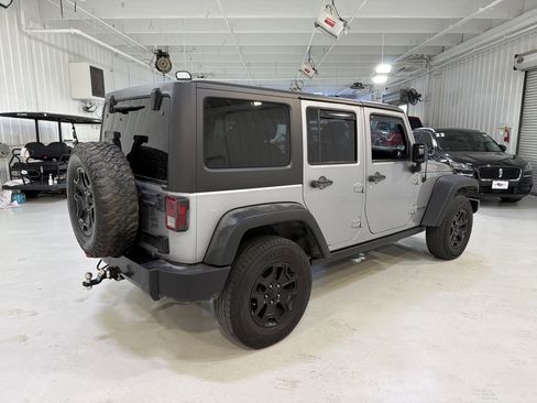 Used 2018 Jeep Wrangler Unlimited Sport image 5