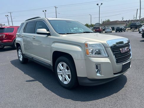 Used 2014 GMC Terrain SLT AWD/4WD image 3