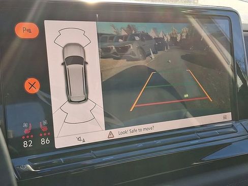 New 2026 Volkswagen Atlas Peak Edition image 13