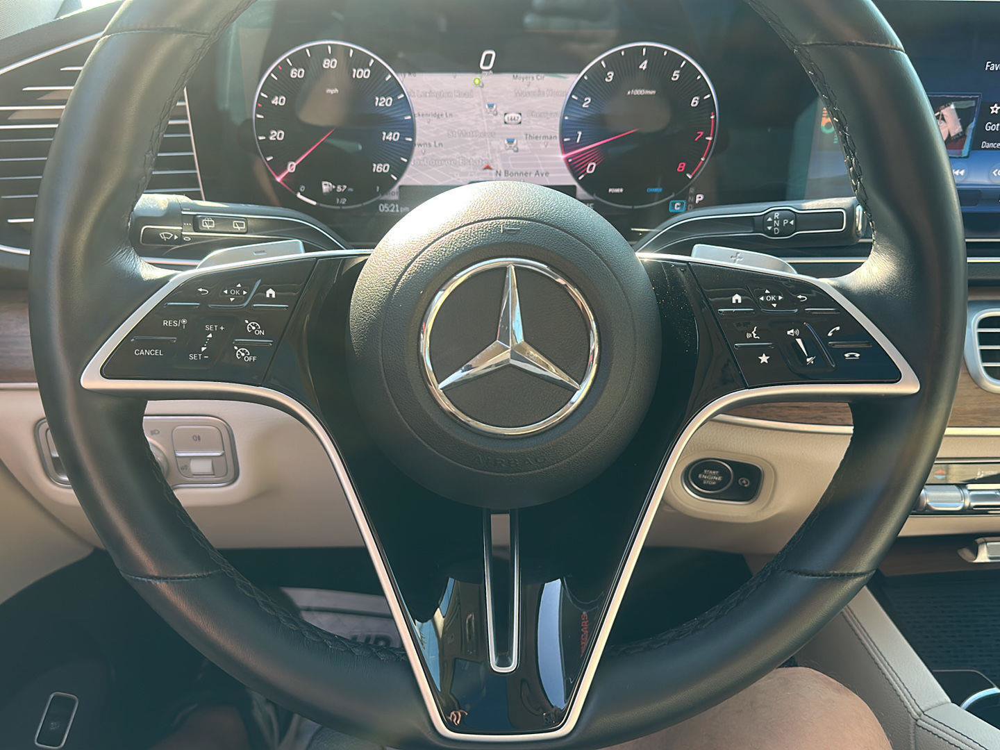 Used 2025 Mercedes-Benz GLE 350 4MATIC image 22