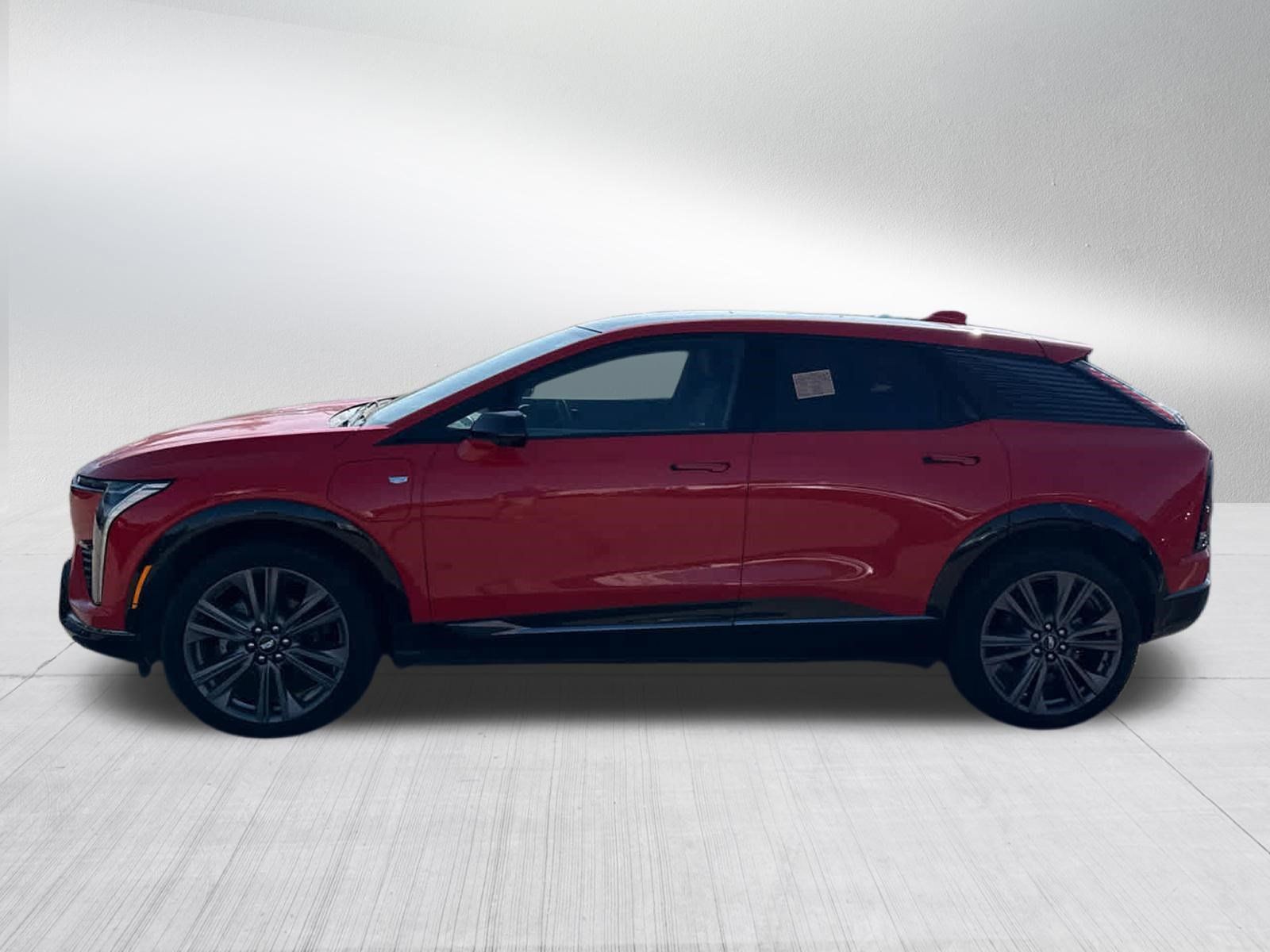 Used 2025 Cadillac Optiq Sport 2 AWD/4WD image 4