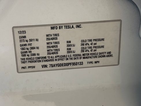 Used 2023 Tesla Model Y 2WD image 19