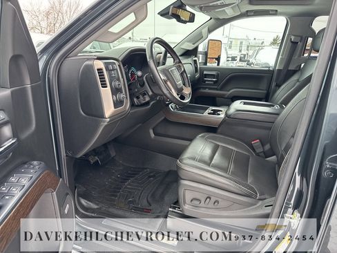 Used 2017 GMC Sierra 2500 Denali w/ Duramax Plus Package image 17