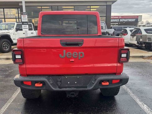 Used 2021 Jeep Gladiator Mojave image 3