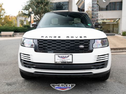 Used 2018 Land Rover Range Rover Supercharged image 2
