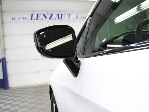 Used 2024 Chrysler Pacifica Touring-L w/ S Appearance Package AWD/4WD image 67
