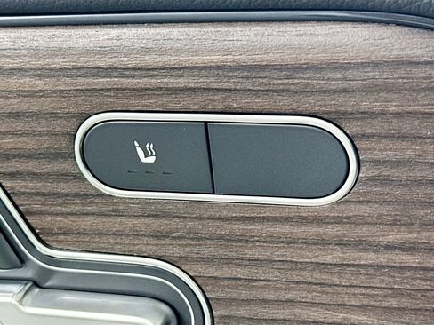 Certified 2026 Mercedes-Benz GLB 250 image 19