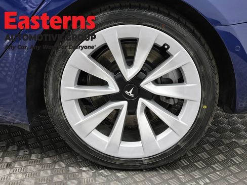 Used 2022 Tesla Model 3 Standard Range RWD image 30