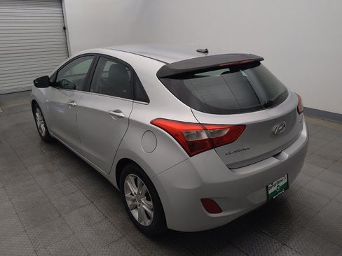 Used 2014 Hyundai Elantra GT FWD image 5