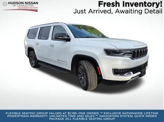 Used 2024 Jeep Wagoneer L Series II w/ Flexible Seating Group video 1